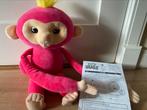 Fingerlings hugs grote interactieve knuffel aap, klittenband, Ophalen of Verzenden, Zo goed als nieuw, Overige typen