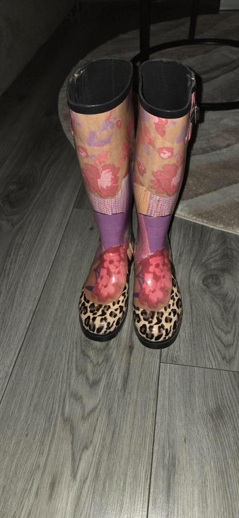 Leuke regenlaarzen met print - Maat 38, Kleding | Dames, Schoenen, Gedragen, Regenlaarzen, Overige kleuren, Ophalen of Verzenden