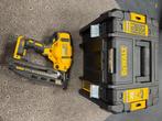 DeWalt DCN660NT 18V accu tacker (1x gebruikt), Ophalen, Zo goed als nieuw