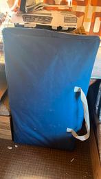 2 camping kasten, Ophalen, Zo goed als nieuw, Campingkast