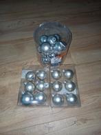 Set glazen zilveren kerstballen, Diversen, Ophalen of Verzenden, Zo goed als nieuw