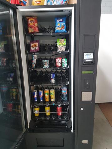 Combi automaat compact model gekoeld  beschikbaar voor biedingen
