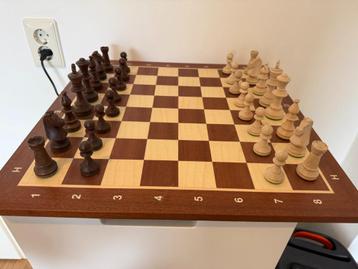Schaakset Staunton 5 beschikbaar voor biedingen