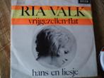ria valk - vrijgezellen-flat 4a, 7 inch, Single, Ophalen of Verzenden, Zo goed als nieuw