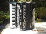 accordeon accordiola, Ophalen, Met koffer, 120-bas, Accordiola