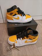 Nike Air Jordan 1 mid maat 35.5, Ophalen