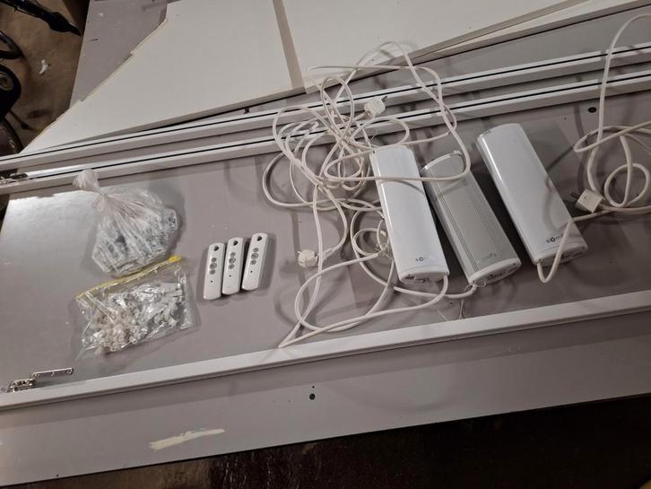 Automatische gordijnrails Somfy, Huis en Inrichting, Stoffering | Gordijnen en Lamellen, Zo goed als nieuw, Minder dan 100 cm