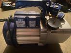 Te koop: Vacuumpomp, Doe-het-zelf en Verbouw, Compressors, 100 liter of meer, Ophalen of Verzenden, Zo goed als nieuw, Minder dan 200 liter/min