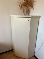 Hoek kastje - Ideaal voor kleine ruimtes, Huis en Inrichting, Ophalen, Gebruikt