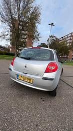 Renault Clio 1.4 16V 72KW Auth 5-DRS E4 2006 Grijs.   Nap✅, Auto's, Renault, Voorwielaandrijving, 4 cilinders, 1200 kg, Handgeschakeld