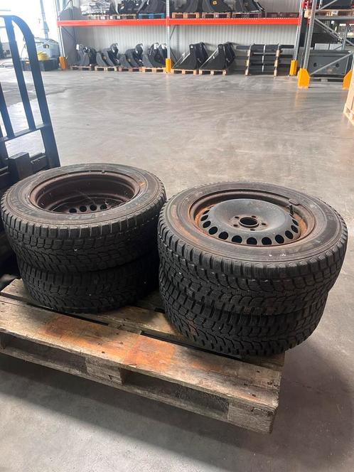 Winterbanden set Mercedes Sprinter, Auto diversen, Autosport-onderdelen, Gebruikt, Ophalen