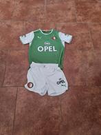 Compleet Feyenoord uit tenue seizoen 13-14. BIEDEN BIJ Adv!, Ophalen of Verzenden, Zo goed als nieuw, Feyenoord, Shirt