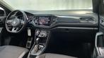 Volkswagen T-Roc 1.5 TSI 150pk DSG Sport Panoramadak Camera, Stof, 4 cilinders, Zwart, Origineel Nederlands