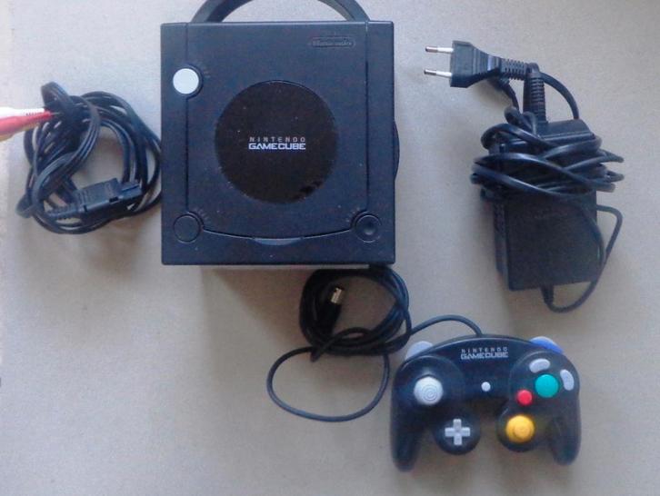 Gamecube Zwart + originele controller + kabels, Spelcomputers en Games, Spelcomputers | Nintendo GameCube, Zo goed als nieuw, Zwart