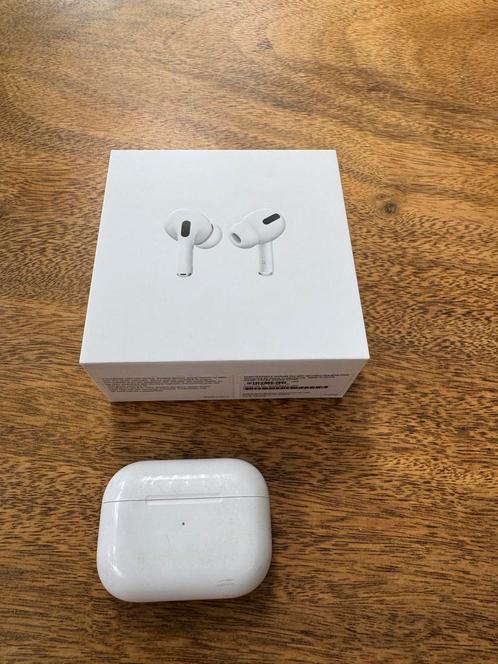 Apple Air pods pro 1ste generatie, Telecommunicatie, Mobiele telefoons | Oordopjes, Gebruikt, In oorschelp (earbud), Bluetooth