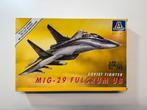 Italeri 1:72 Mig 29UB Fulcrum + Decalset, Ophalen of Verzenden, Zo goed als nieuw, 1:72 tot 1:144, Italeri