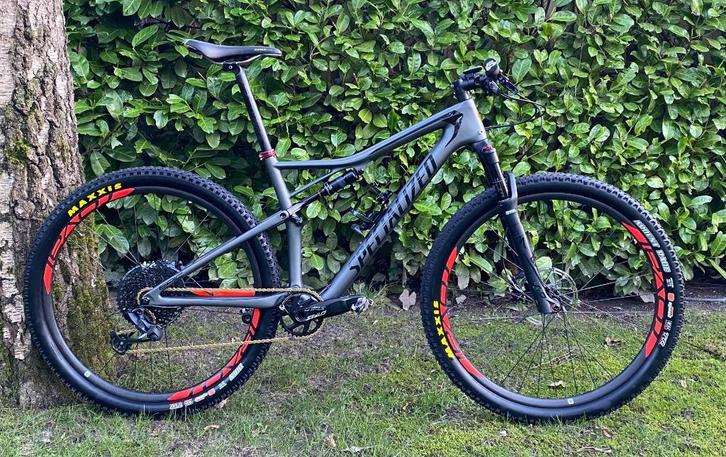 Specialized Epic Expert Charcoal/Black/Rocket Red (2019/L), Fietsen en Brommers, Fietsen | Mountainbikes en ATB, Gebruikt, Heren