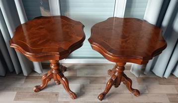 Antieke Bijzettafels - Set van 2 beschikbaar voor biedingen