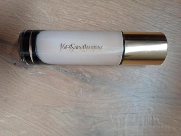 Ysl yves Saint laurent le teint touche eclat foundation b10  beschikbaar voor biedingen