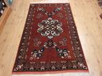 Vintage handgeknoopt perzisch tapijt 240x129, Info@SlatsAntiek.nl, Crème, 100 tot 150 cm, Perzisch