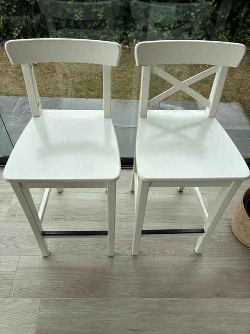 Ingolf Ikea barkrukken wit (2 stuks), Huis en Inrichting, Barkrukken, Gebruikt, 60 tot 90 cm, Hout, 2 krukken, Ophalen