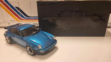 Minichamps Porsche 911 930 Turbo Blue Mett. - 1977 SCHADE  beschikbaar voor biedingen