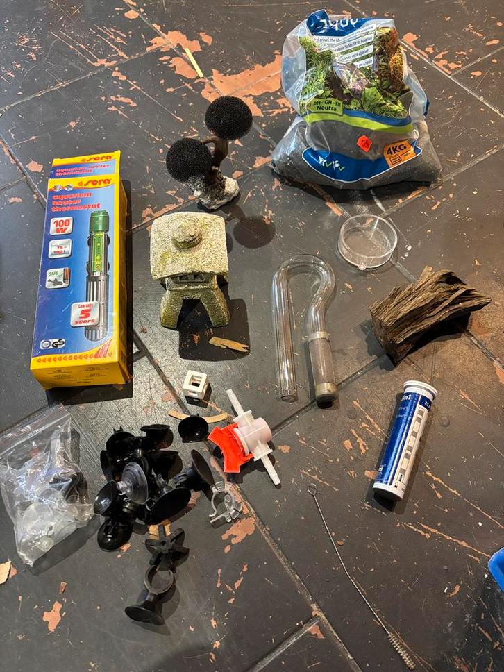 Aquarium toebehoren, dragonstone/verwarming/ornamenten,co2, Dieren en Toebehoren, Vissen | Aquaria en Toebehoren, Verlichting of Verwarming