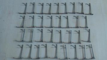33 stuks marklin bovenleiding mast 7009 beschikbaar voor biedingen