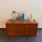 Vintage Deens tv-meubel/laag dressoir van Dyrlund, Ophalen, Gebruikt, Vintage Deens, Teakhout