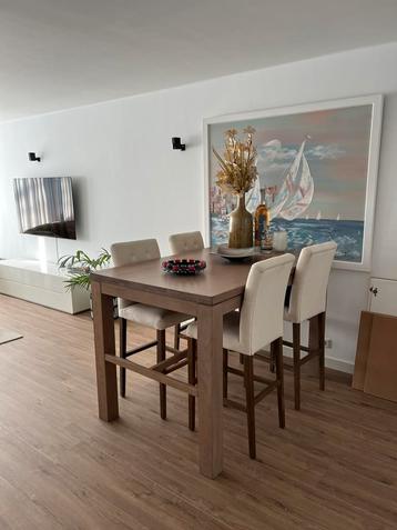  Hoge bar tafel met hoge stoffen stoelen180x100 