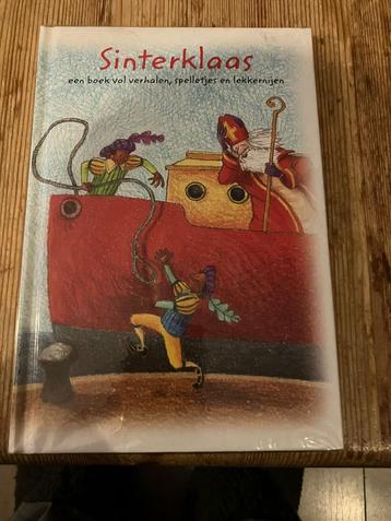 Boek Sinterklaas, vol verhalen, puzzels en lekkernijen beschikbaar voor biedingen