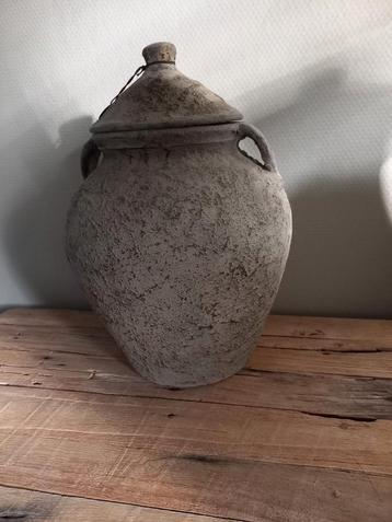 Antieke Sierpot met Deksel   Be uniq  beschikbaar voor biedingen