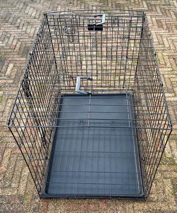 District70 - Crate bench met hoes en mat zo goed als nieuw beschikbaar voor biedingen