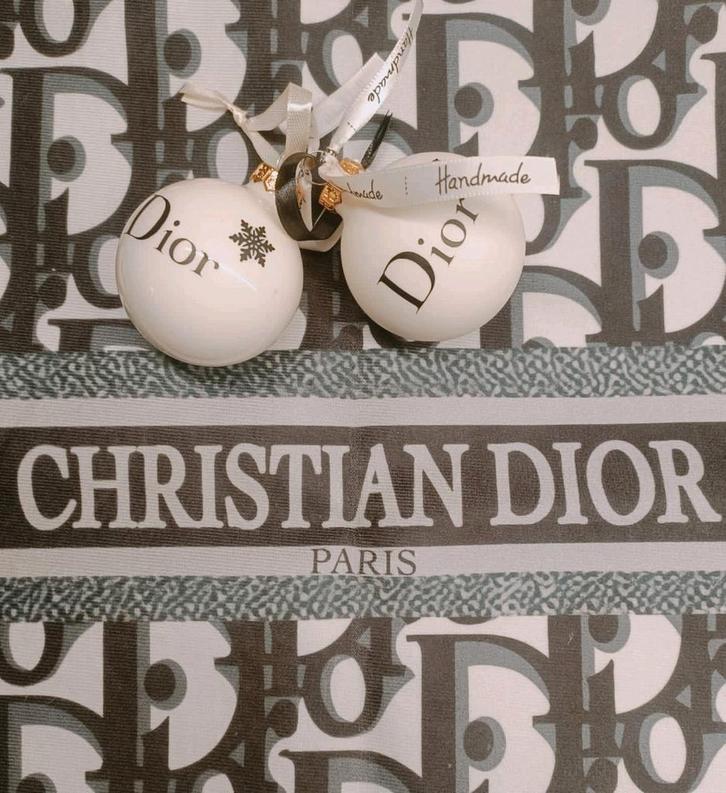 Kerstballen Kerstmis Prada Dior ️️🎄❄️⛄🎄❄️⛄, Diversen, Kerst, Nieuw, Ophalen of Verzenden