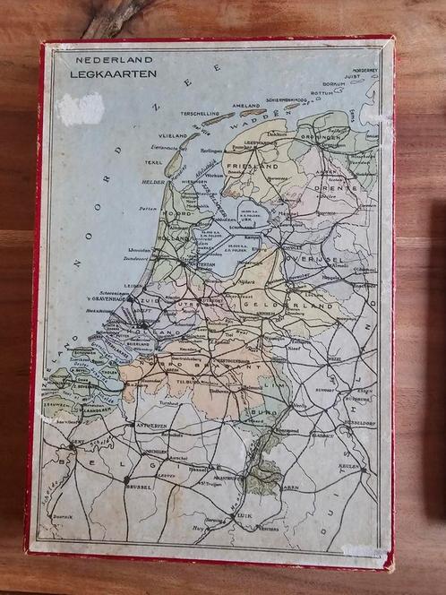 Vintage puzzels Nederland legkaarten uit 1935, Boeken, Atlassen en Landkaarten, Zo goed als nieuw, Landkaart, Nederland, 1800 tot 2000