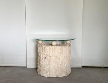 Mactanstone muurconsole beschikbaar voor biedingen