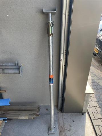 Schroefstempel BM300 staal 4 stuks beschikbaar voor biedingen