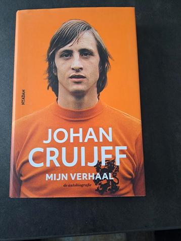 Voetbal boeken. In zeer goede staat. beschikbaar voor biedingen