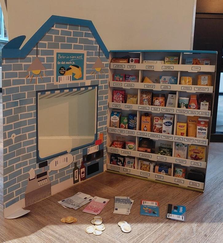 Compleet AH mini winkeltje, Hobby en Vrije tijd, Modelbouw | Overige, Nieuw, Groter dan 1:32, Ophalen