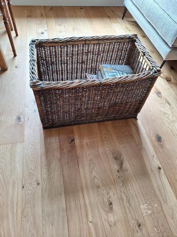 Vintage Rotan Mand - Opbergmand beschikbaar voor biedingen