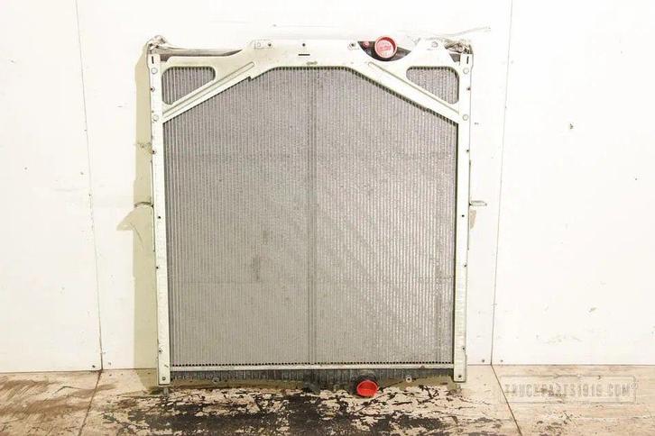 Diversen 21375354 |  Radiateur  FH 13, Auto-onderdelen, Vrachtwagen-onderdelen, Overige merken, Motor en Toebehoren, Gebruikt