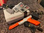 Nintendo NES set uit 1985 als nieuw, Ophalen of Verzenden, Zo goed als nieuw