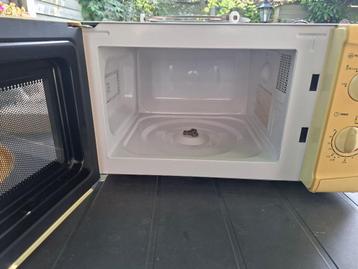 Magnetron White-Line MS720W – 700W – inclusief schaal beschikbaar voor biedingen