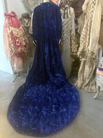 Oude vintage theater jas nachtblauw fluweel met lange sleep, Verzenden, Dames