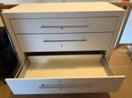 Mooie baby commode met 3 lades, Ophalen, 50 tot 70 cm, 100 cm of meer, Zo goed als nieuw