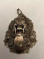 Antieke Chinese hanger Foo Dog, Verzenden, Zo goed als nieuw, Kruis of Symbool, Zilver