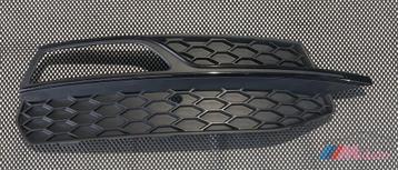 AUDI A3 MISTLAMP AFDEKPLAAT S LINE 8V3807682G beschikbaar voor biedingen