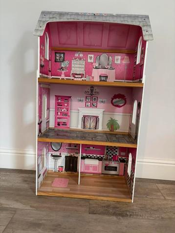 Barbiehuis beschikbaar voor biedingen