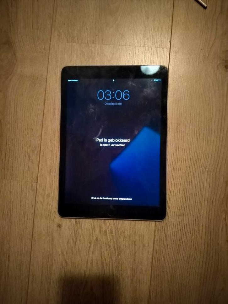 ipad air 2 wifi + cellular icloud lock, Computers en Software, Apple iPads, Gebruikt, Apple iPad Air, Wi-Fi en Mobiel internet