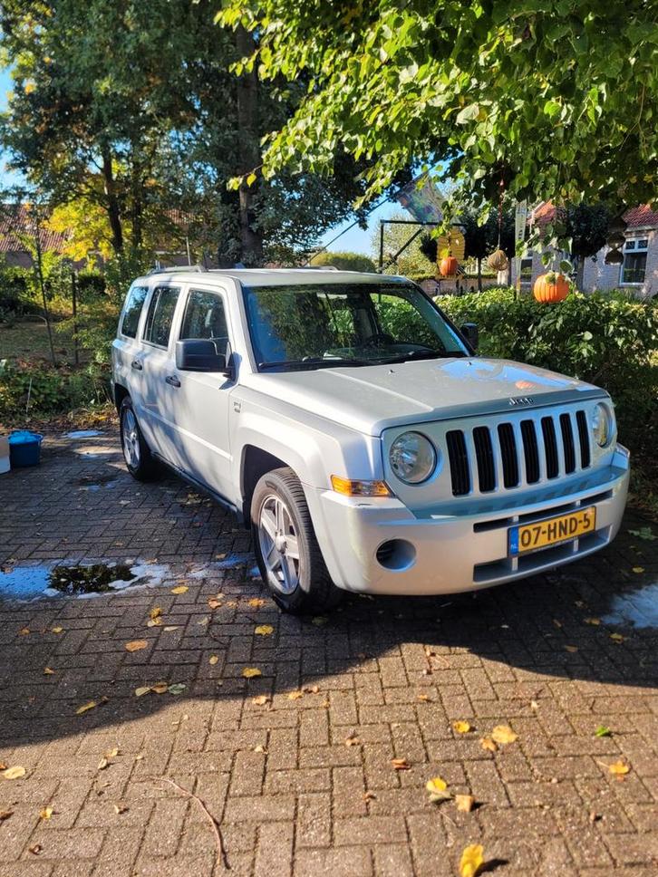 Jeep Patriot 2.4 2009 Grijs, Auto's, Jeep, Particulier, Patriot, 4x4, ABS, Airconditioning, Android Auto, Bluetooth, Centrale vergrendeling